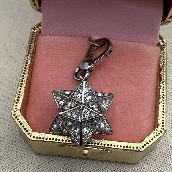 Juicy Couture Silver Star Bracelet Charm with box - Picture 1 of 6